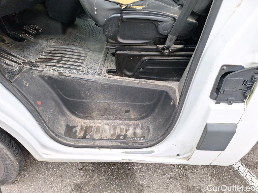  Renault  Master RENAULT  SC VU 2p Pick-up BS Cf Trac F3500 L2 dCi 130 E6 #44