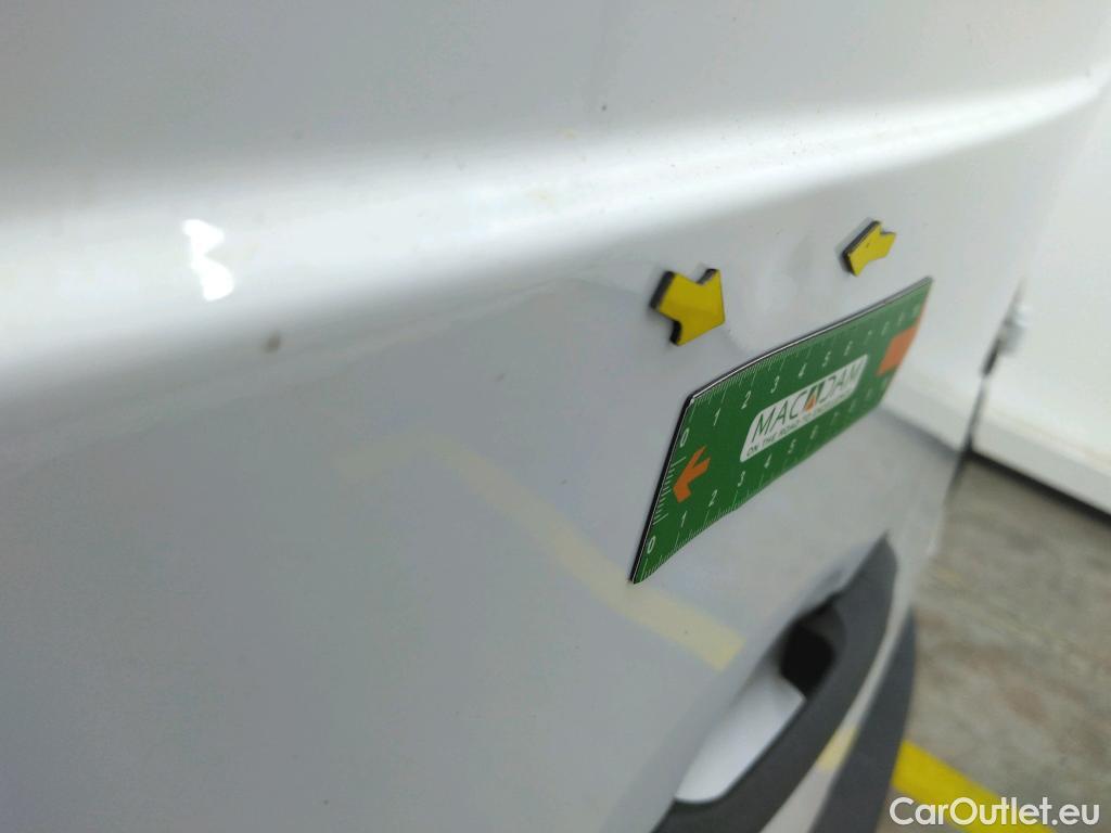  Renault  Kangoo RENAULT  Express / 2013 / 4P / Fourgonnette Extra R-Link dCi 90 #35