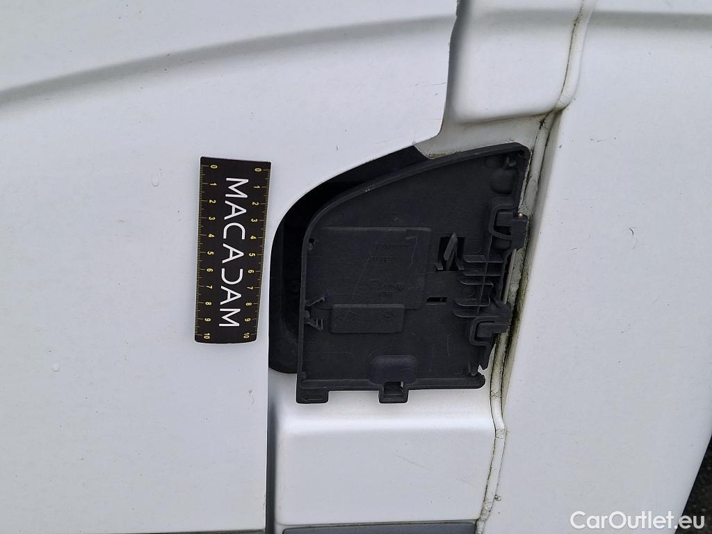  Renault  Master RENAULT  SC VU 2p Pick-up BS Cf Trac F3500 L2 dCi 130 E6 #52