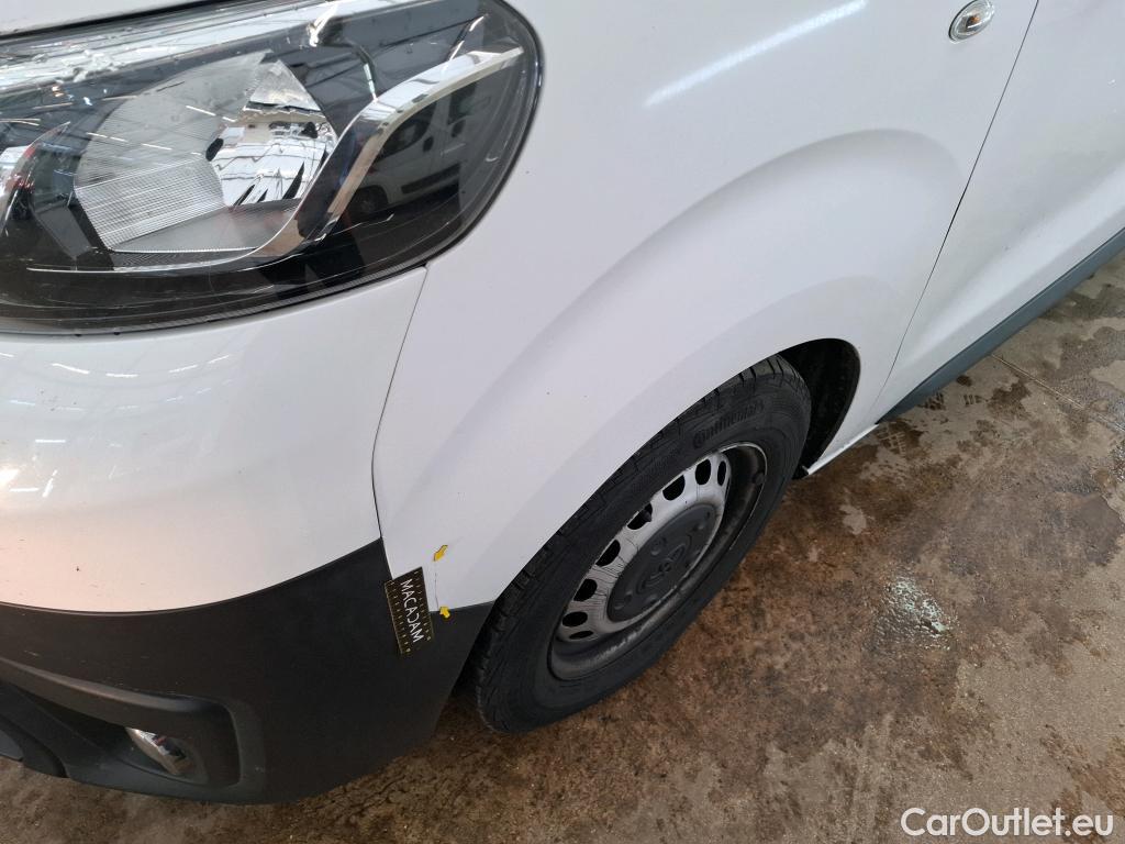  Toyota  Proace TOYOTA  VU 4p Fourgon MEDIUM 120 D-4D DYNAMIC #40