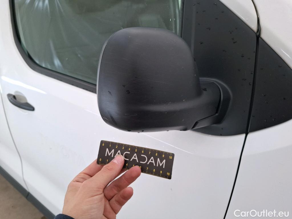  Toyota  Proace TOYOTA  VU 4p Fourgon MEDIUM 120 D-4D DYNAMIC #42