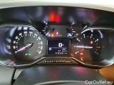  Citroen  C3 CITROEN  AIRCROSS / 2017 / 5P / SUV PURETECH 110 SeS SHINE #4