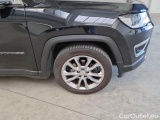  Jeep  Compass JEEP  / 2017 / 5P / SUV 1.3 TURBO T4 110KW LIMITED DDCT #50