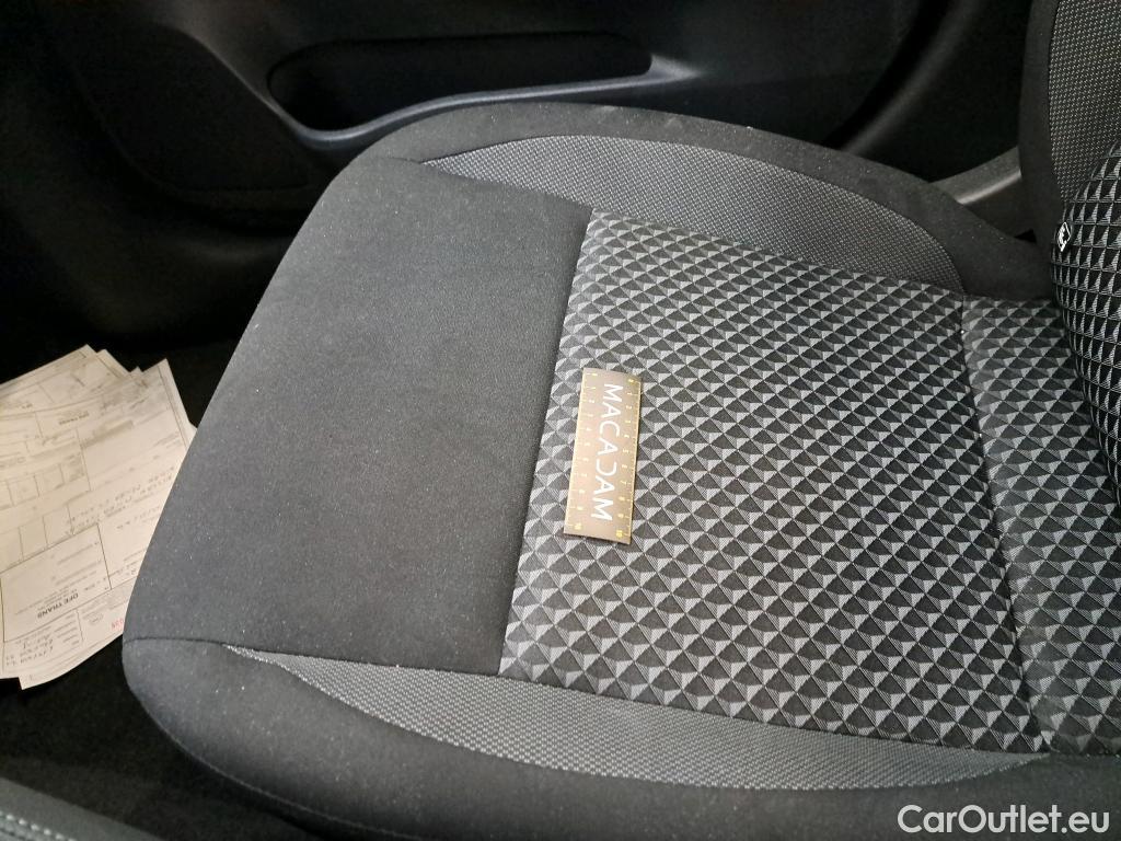  Nissan  Micra NISSAN  / 2016 / 5P / Berline IG-T 100 Business Edition / VO RECONDITIONNE - PHOTOS AVANT RECONDITIONNEMENT #4