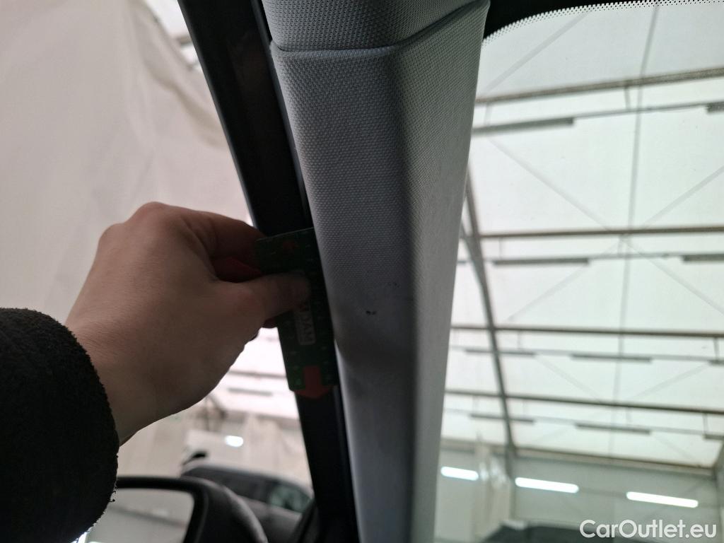  Opel   Grandland X Grandland X GS Line 1.5 130CV BVA8 E6d #13