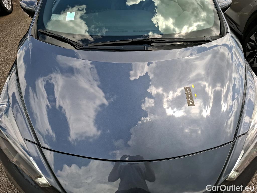  Nissan  Micra NISSAN  / 2016 / 5P / Berline IG-T 92 Business Edition #3