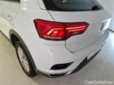  Volkswagen  T-ROC VOLKSWAGEN  / 2017 / 5P / SUV 1.6 TDI SCR BUSINESS BMT #52