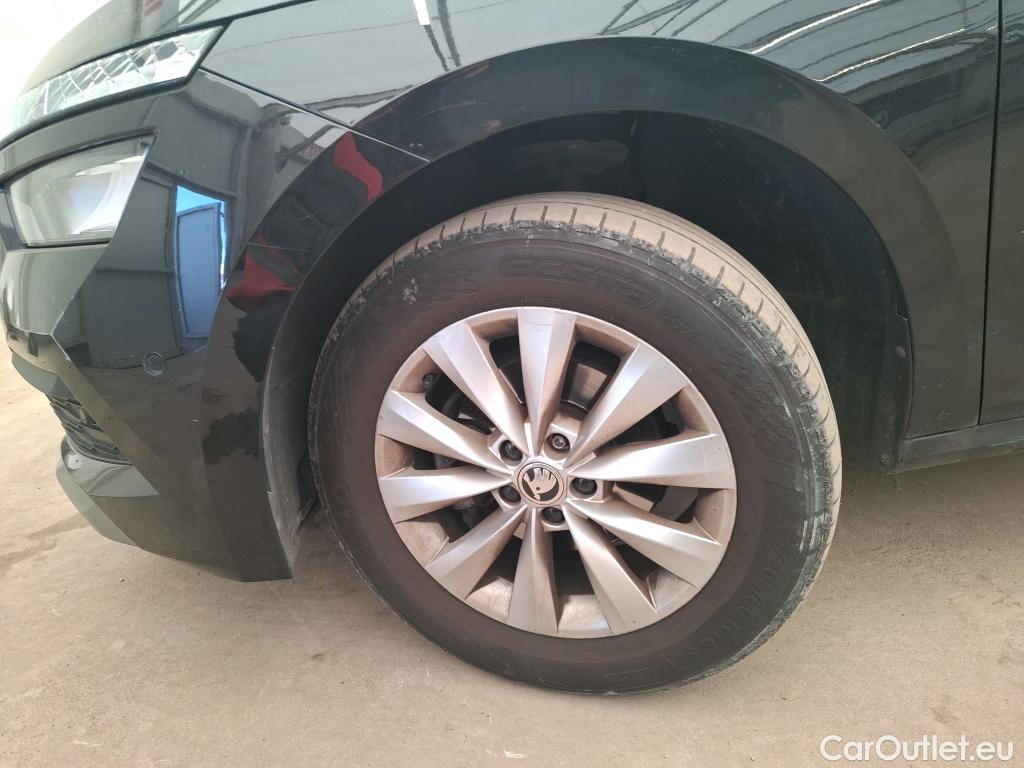  Skoda  KAMIQ  Business 1.0 TSI 110CV BVA7 E6d #33