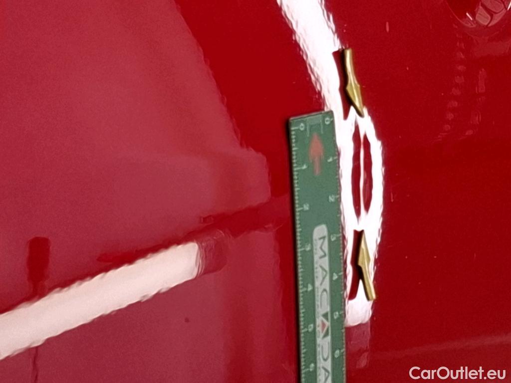  Toyota  Yaris TOYOTA  Hybride / 2019 / 5P / Berline Hybride 116h Première(SP) #15