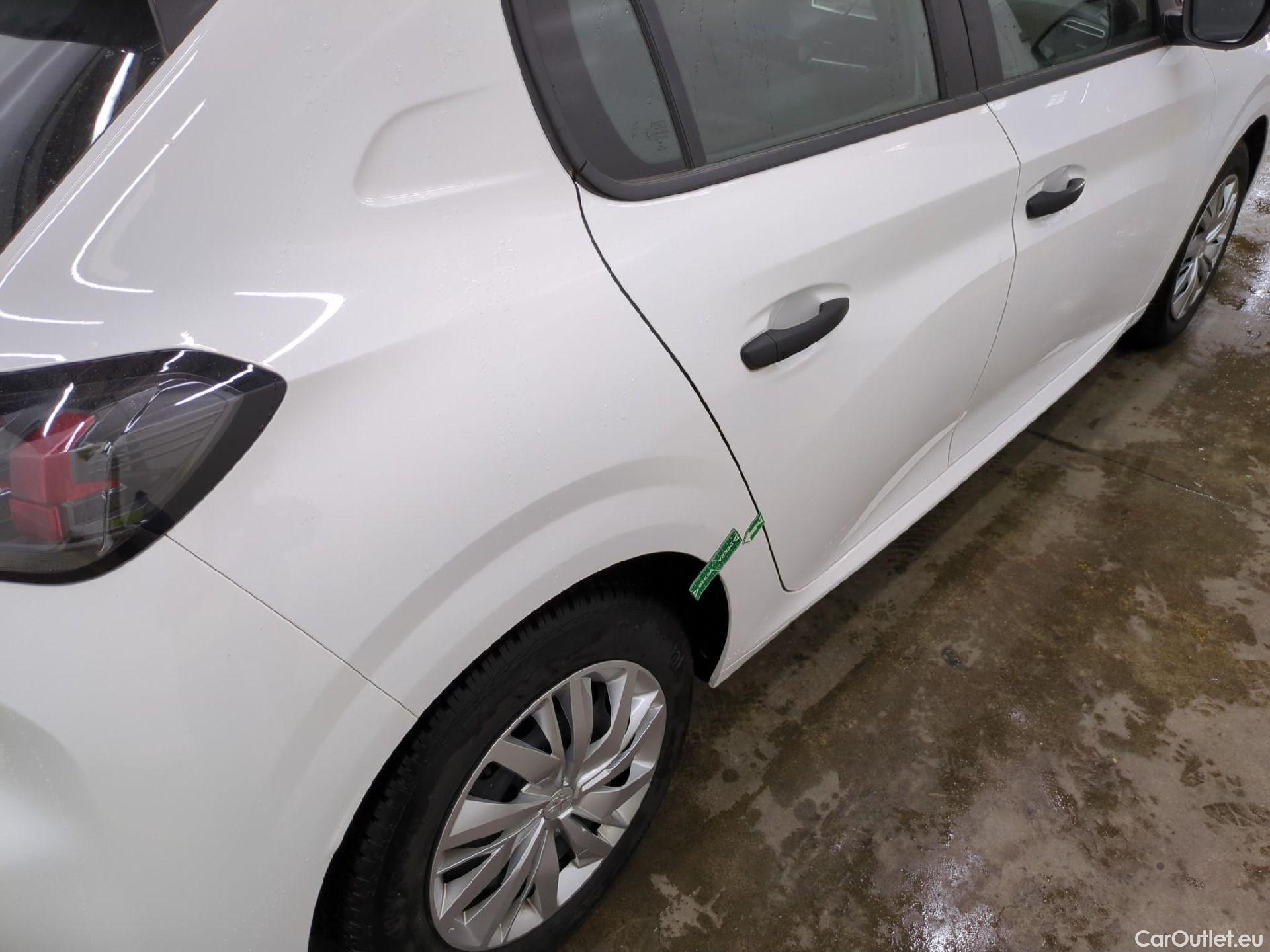  Peugeot  208  Premium 1.5 HDi 100CV BVM6 E6d #17