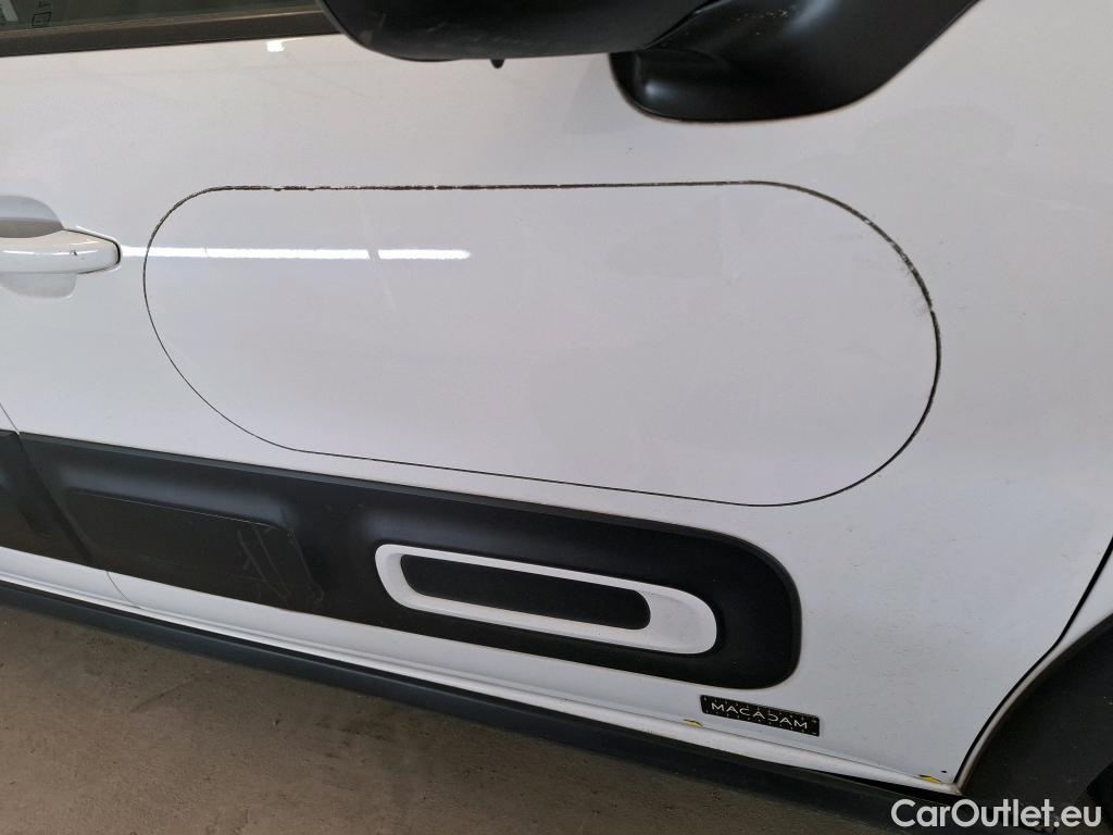  Citroen  C3 CITROEN  Société / 2020 / 5P / Berline BlueHDi 100 S&S BVM6 Feel Nav #1