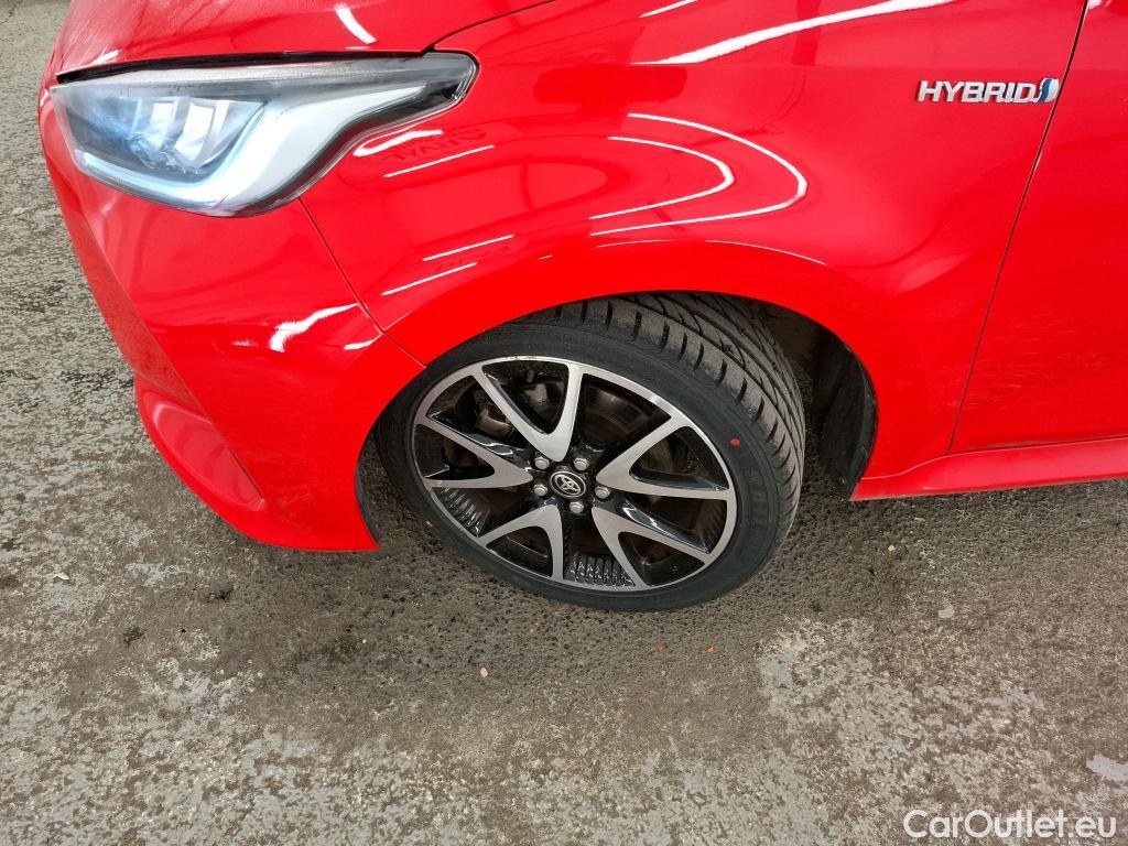  Toyota  Yaris TOYOTA  Hybride / 2019 / 5P / Berline Hybride 116h Première(SP) #9