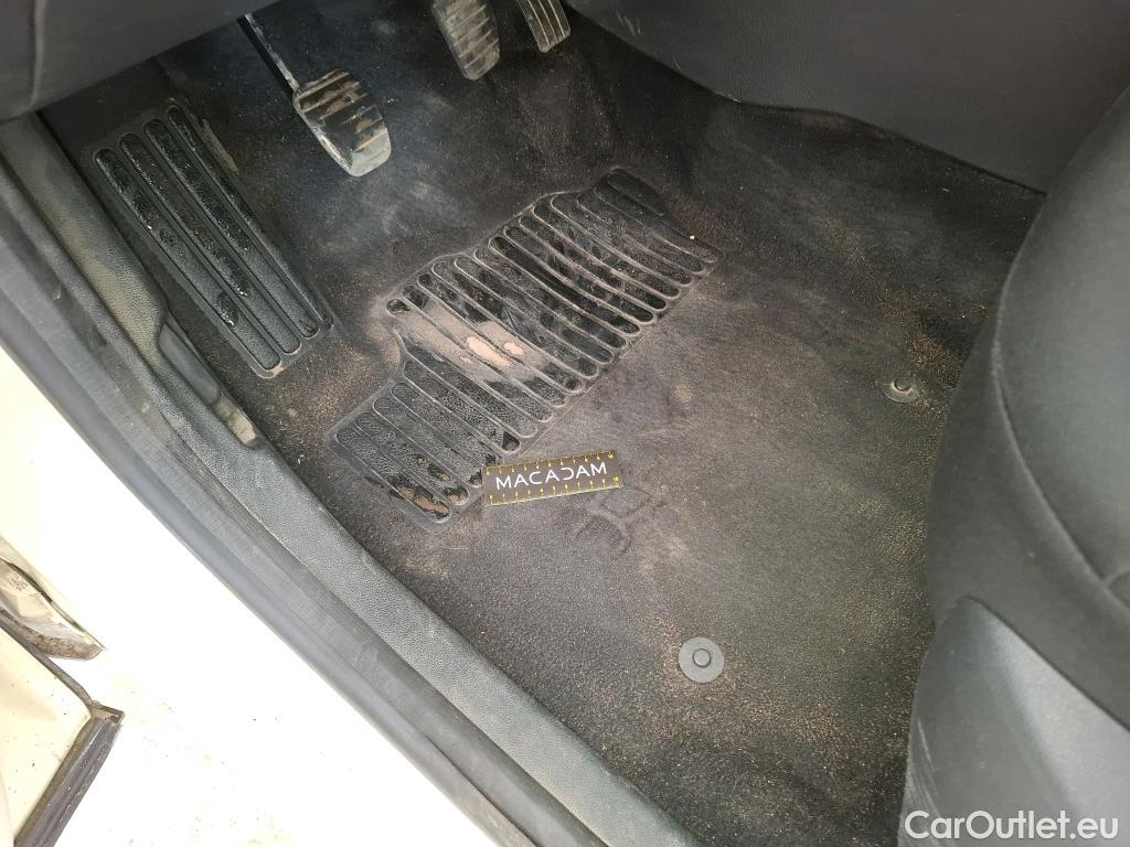  Renault  Captur  Business 0.9 TCe 90CV BVM5 E6 / TRANSFO VP/VF #1