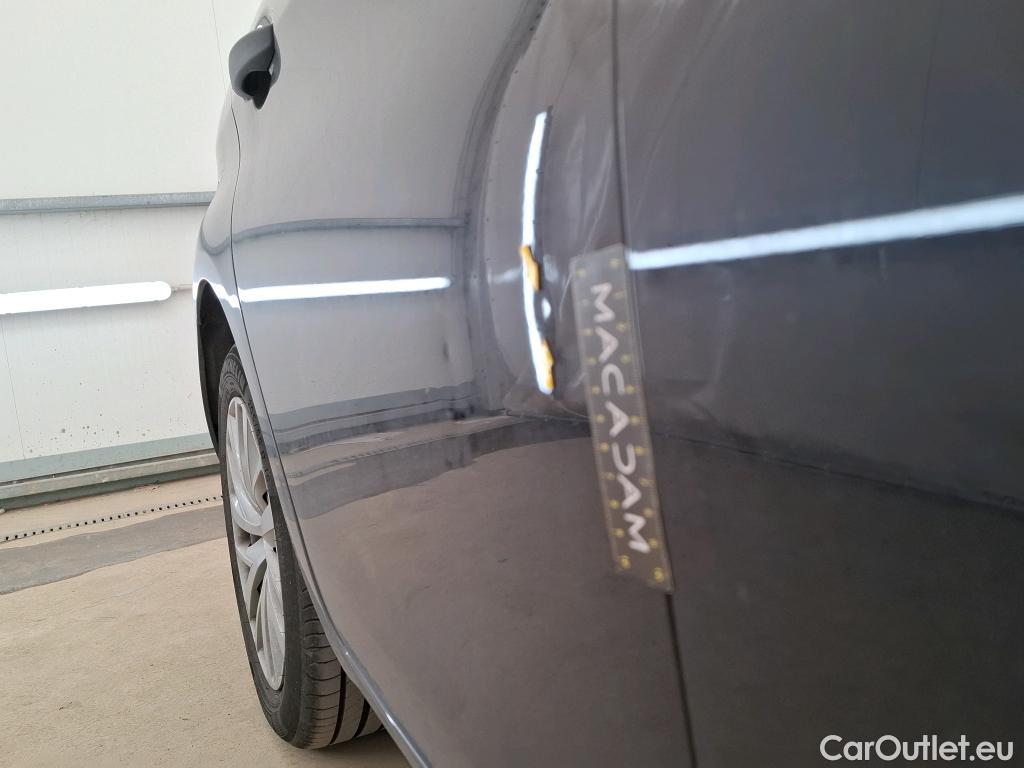  Peugeot  308  Premium 1.5 HDi 130CV BVM6 E6dT #24
