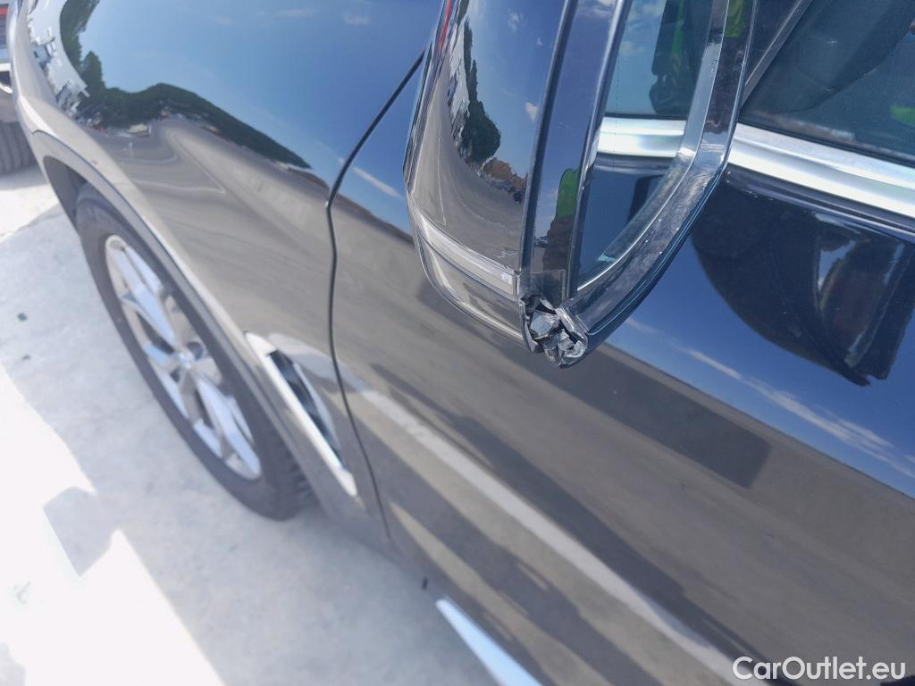  Bmw  X3 BMW  / 2017 / 5P / todoterreno sDrive18d #3