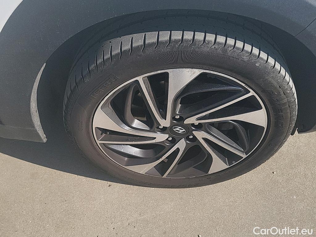  Hyundai  Tucson HYUNDAI  / 2018 / 5P / todoterreno  CRDI 1.6 136CV 48V 4X2 DT STYLE #28
