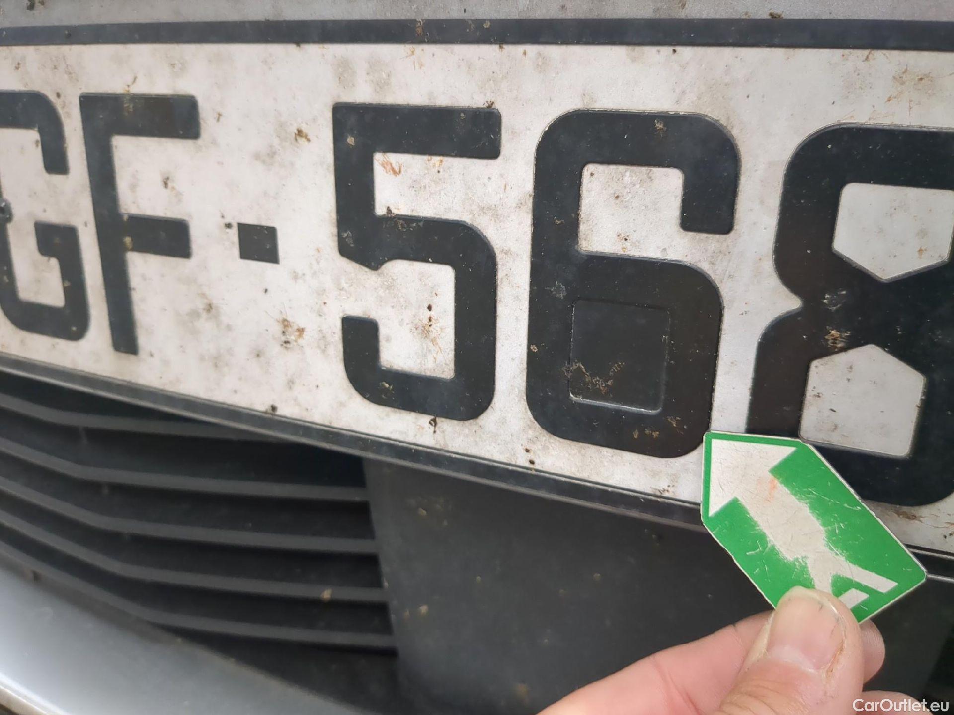  Peugeot  3008  Active Pack 1.5 HDi 130CV BVA8 E6d #40