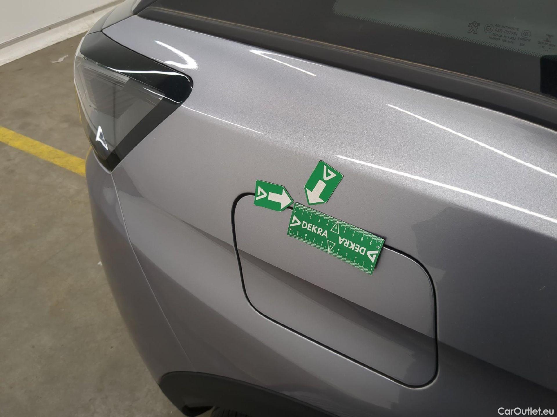  Peugeot  3008  Active Pack 1.5 HDi 130CV BVA8 E6d #20