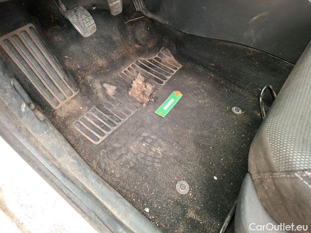  Renault  Clio RENAULT  Société / 2016 / 5P / Berline &Air dCi 75 #5