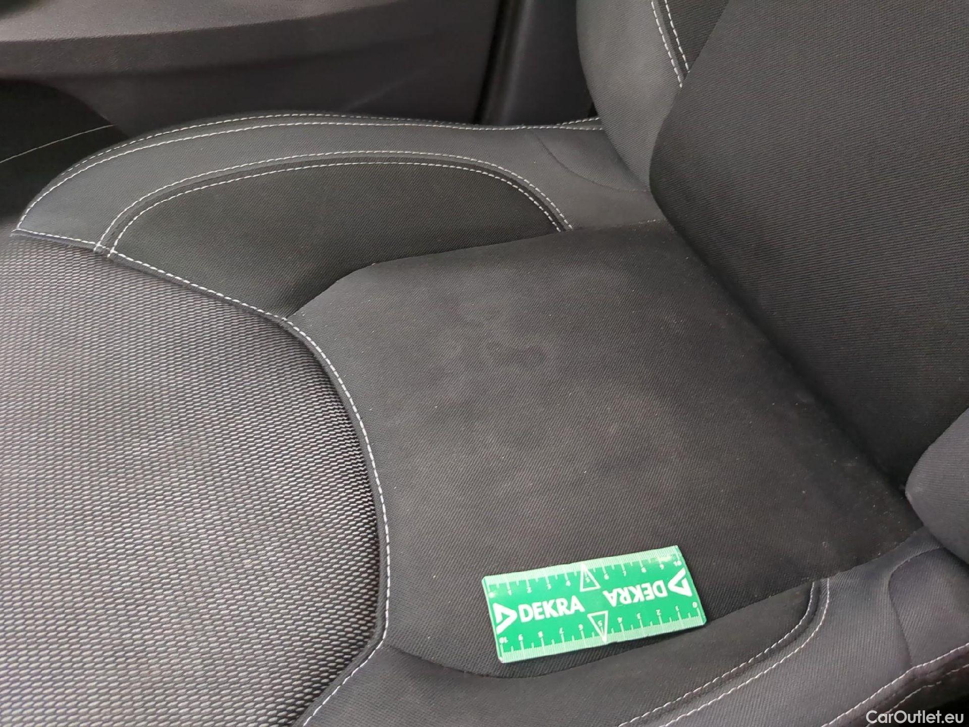  Renault  Clio RENAULT  Société VU 5p Berline Air Medianav dCi 90 #2