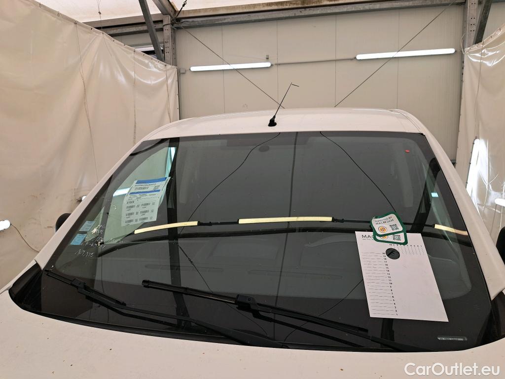  Peugeot  Partner PEUGEOT  VU 4p Fourgonnette 1.6 BLUEHDI 100 LONG PRO #36