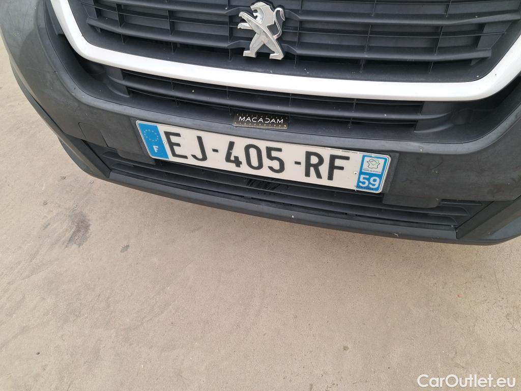  Peugeot  Partner PEUGEOT  VU 4p Fourgonnette 1.6 BLUEHDI 100 LONG PRO #29