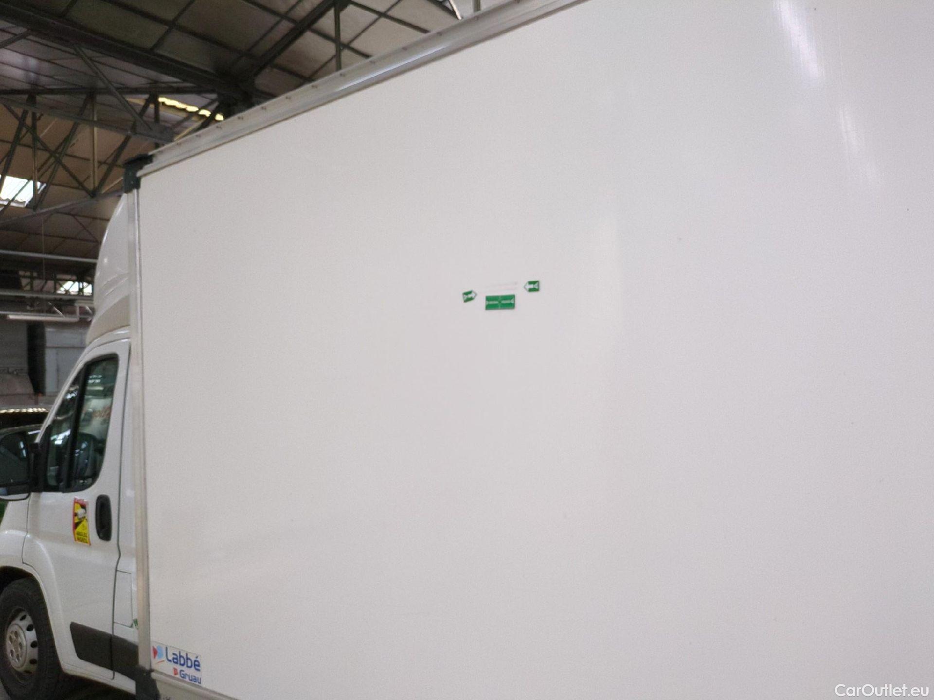  Citroen  Jumper CITROEN  Plancher SC / 2014 / 2P / Plancher cabine 4-35 L4 BlueHDi 160 BVM6 Confort #12