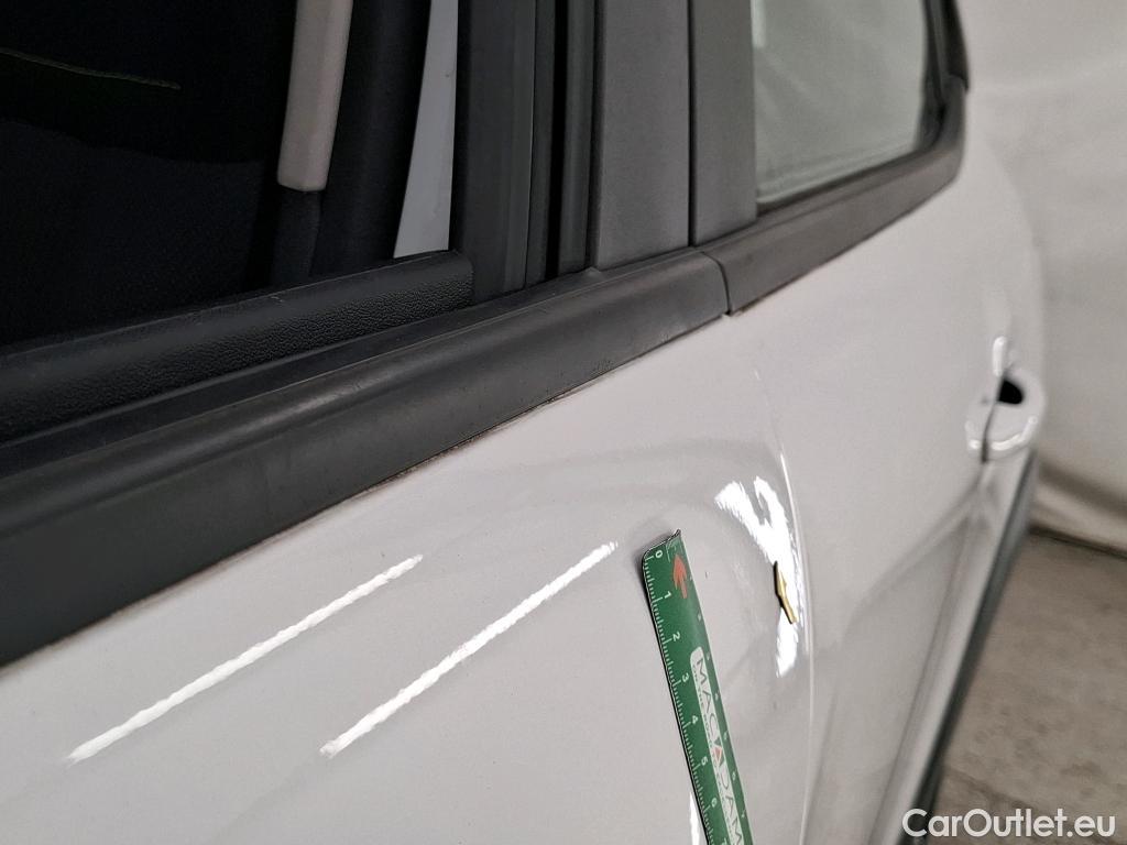  Citroen  C3  Société Feel 1.2 PureTech 80CV BVM5 E6d #23