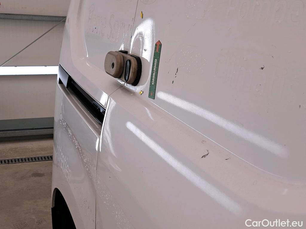  Citroen  Berlingo CITROEN  / 2018 / 4P / Fourgonnette M 650kg BlueHDi 75 S&S BVM Club #4