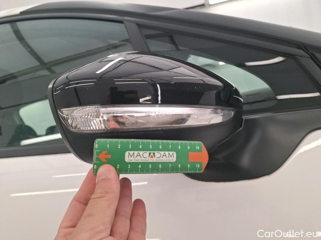  Citroen  C3  Société Feel 1.2 PureTech 80CV BVM5 E6d #24