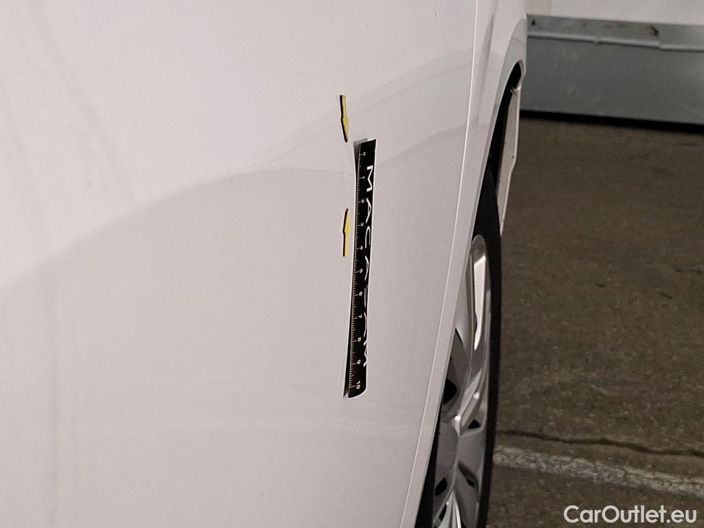  Peugeot  208  Premium 1.5 HDi 100CV BVM6 E6d #27