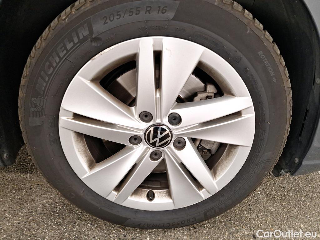  Volkswagen  Golf  VOLKSWAGEN SW / 2020 / 5P / Break 2.0 TDI SCR 115 DSG7 Life Business #2