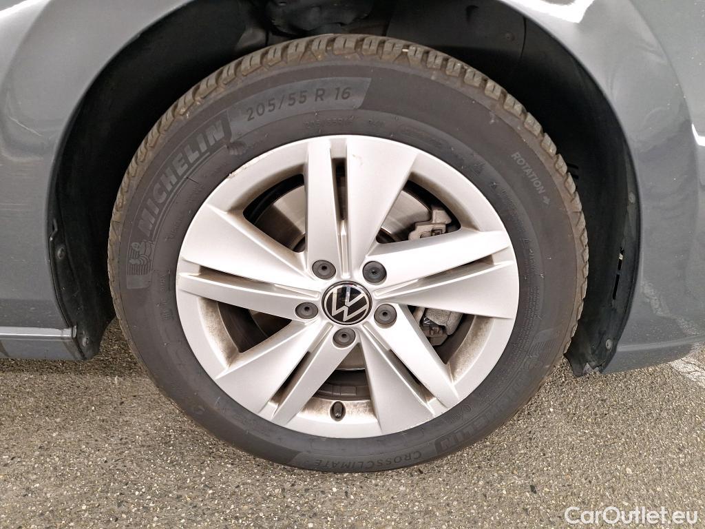  Volkswagen  Golf  VOLKSWAGEN SW / 2020 / 5P / Break 2.0 TDI SCR 115 DSG7 Life Business #23