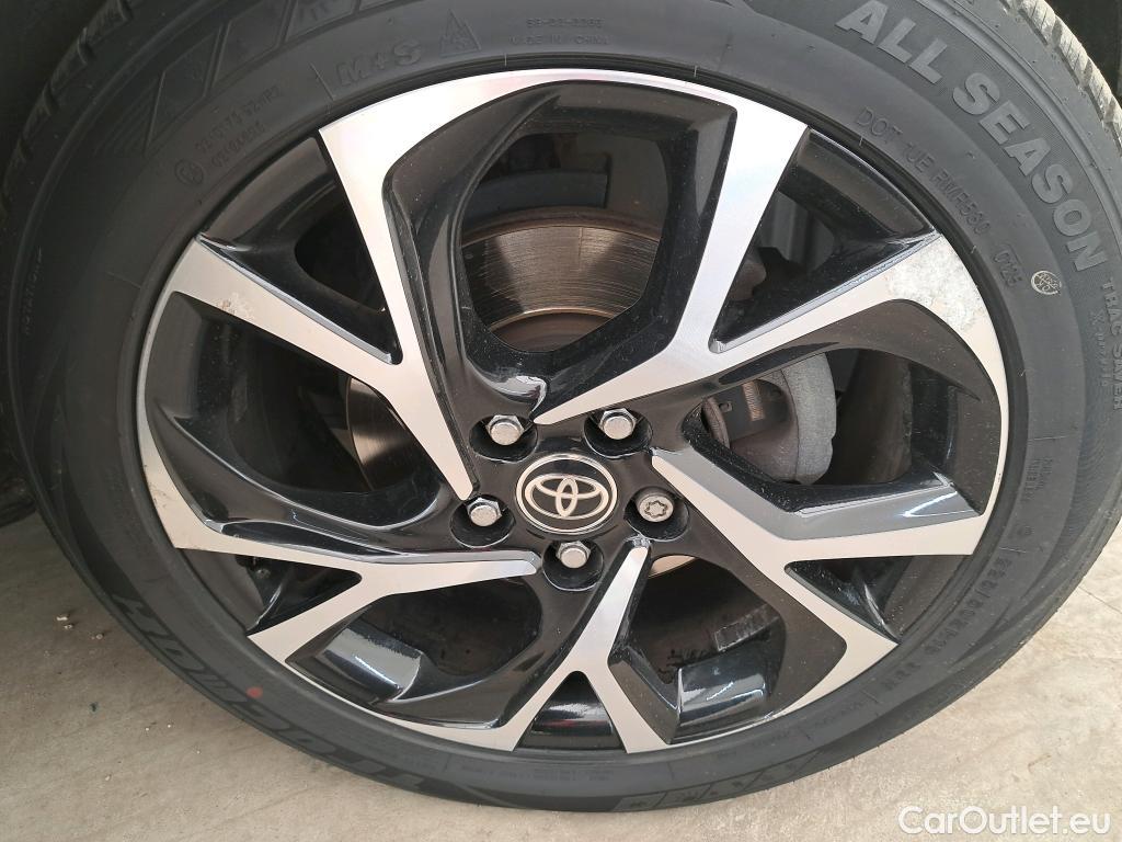  Toyota  C-HR TOYOTA  / 2016 / 5P / SUV 1.8 HYBRIDE 122 EDITION(SP) #2