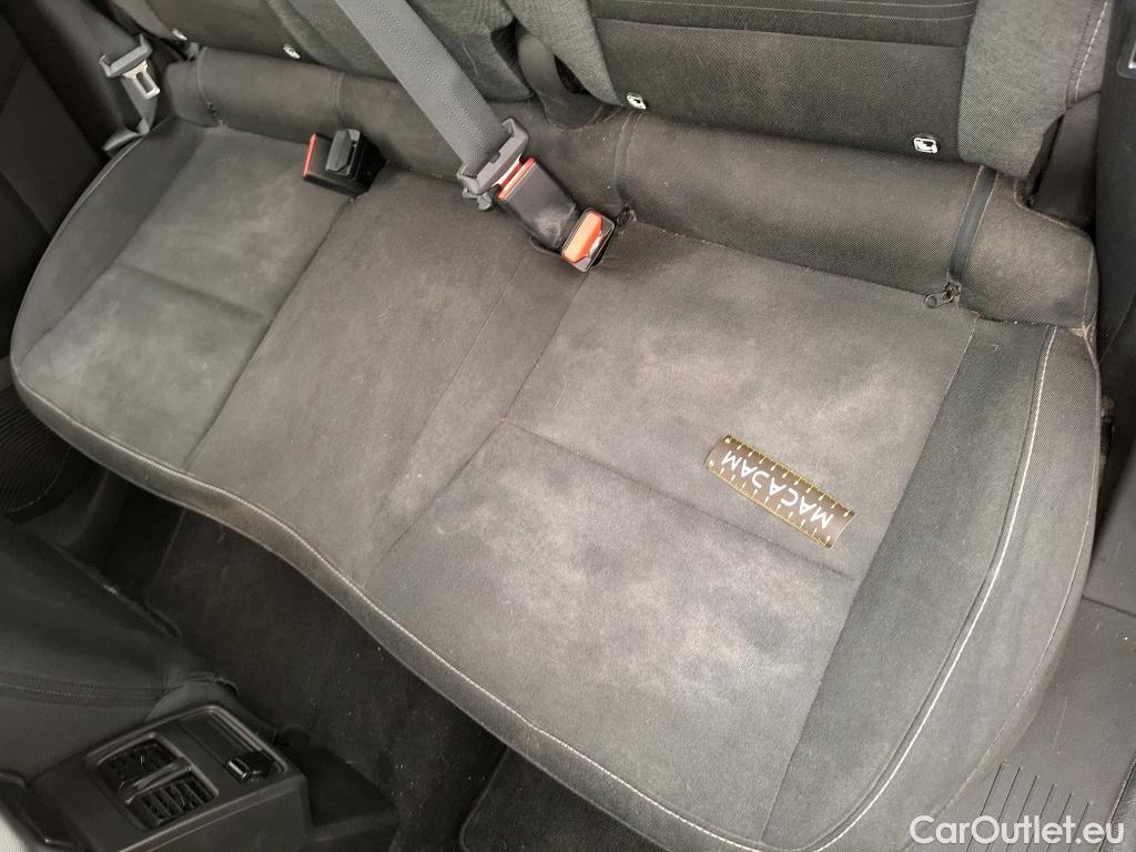  Renault  Captur  II Business 1.5 dCi 115CV BVA7 E6dT #16