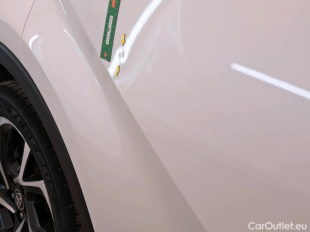  Toyota  C-HR TOYOTA  / 2016 / 5P / SUV 1.8 HYBRIDE 122 EDITION(SP) #14