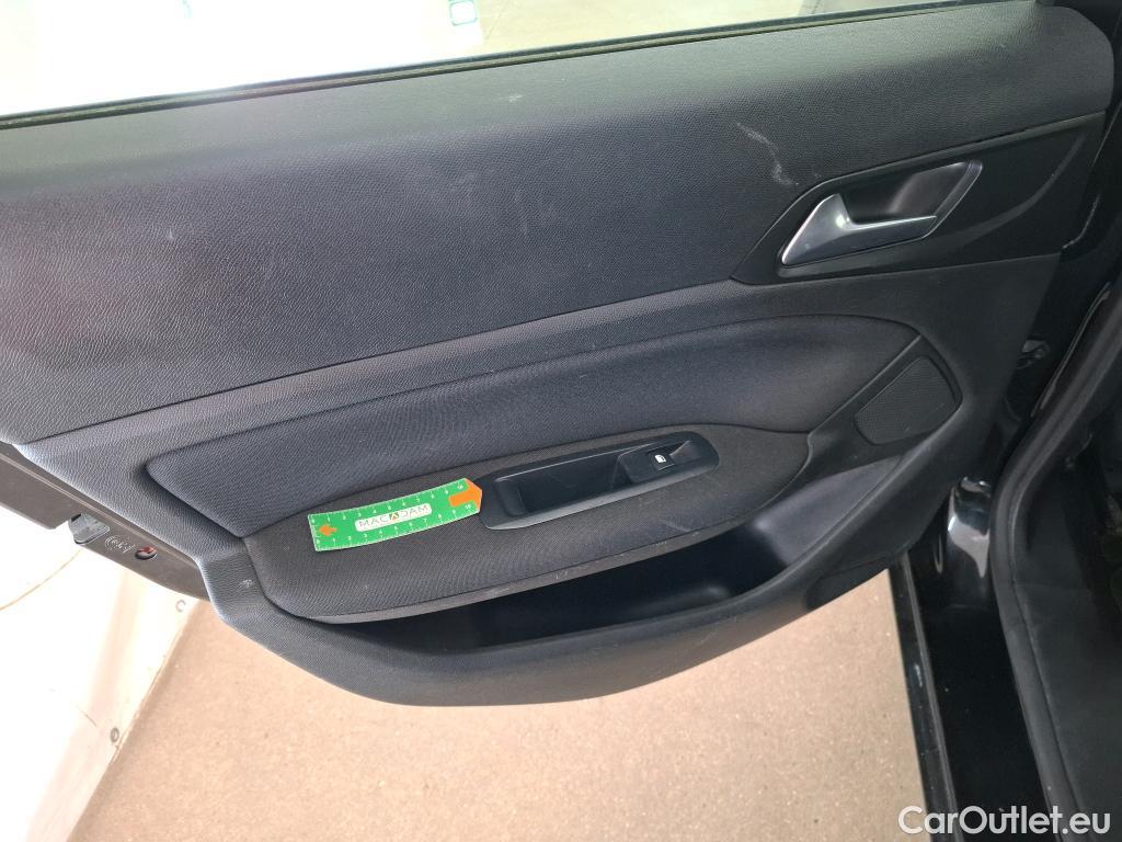  Peugeot  308  Active Business 1.5 HDi 130CV BVA8 E6d #38