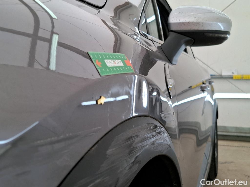  Renault  Captur  II Intens 1.3 TCe 140CV BVA7 E6d #3