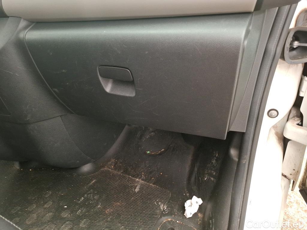  Renault  Trafic RENAULT  VU 4p Fourgon FG GCFL1H1 1000 dCi95 Stop&Start E6 #11