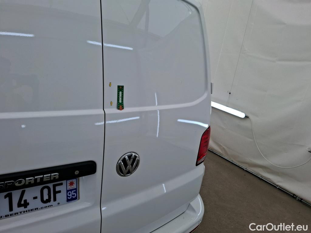  Volkswagen  Transporter VOLKSWAGEN  / 2019 / 4P / Fourgon tôlé 2.0 TDi 150 DSG7 L1H1 Business Plus #9