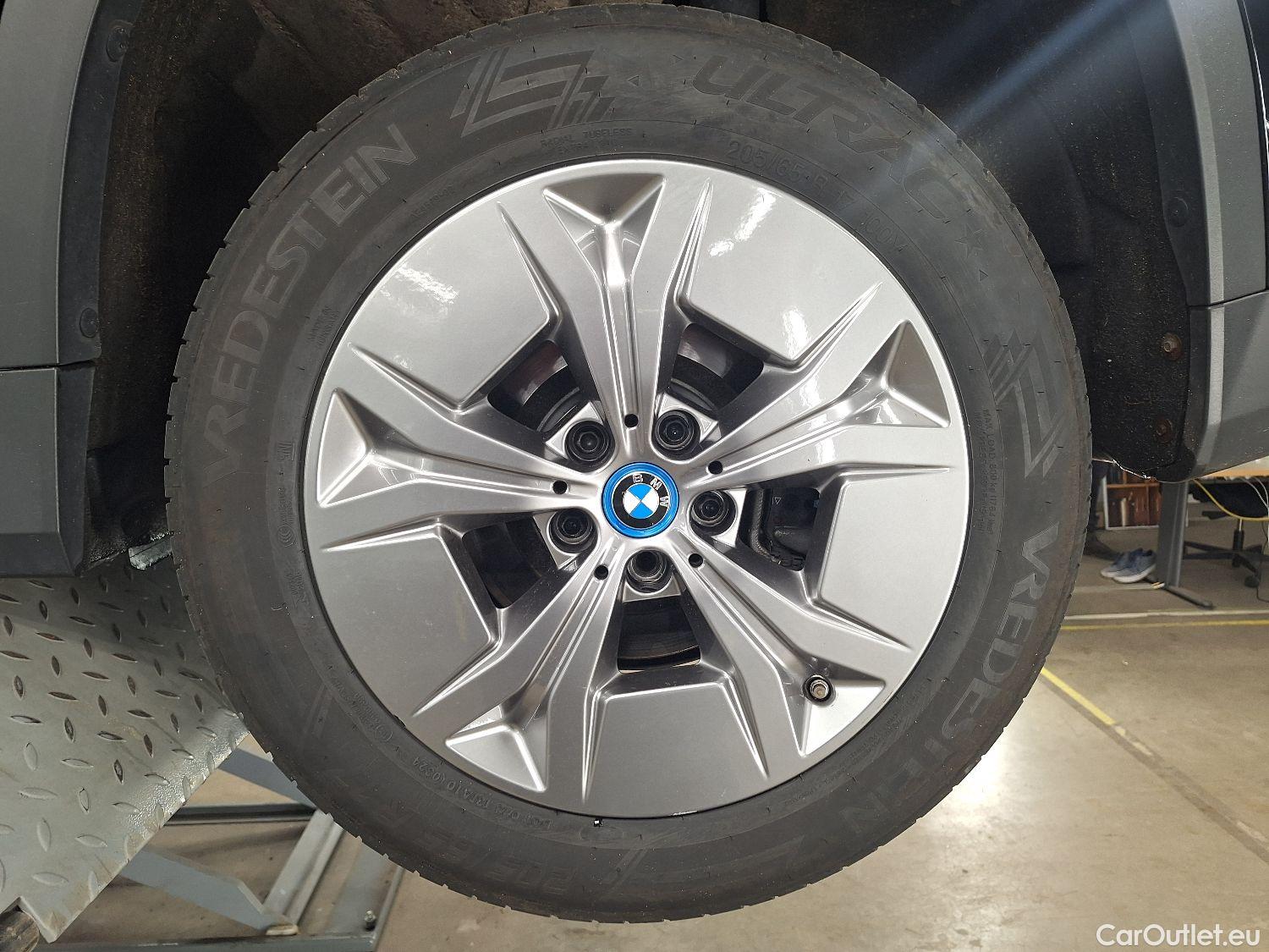  Bmw  iX 1 BMW, iX1 '22 BEV, BMW iX1 xDrive30 (200kW) 5d #5