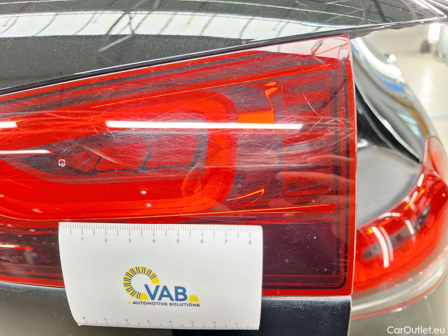  Mercedes  GLA Mercedes,  '20, Mercedes-Benz   250e Business Solution 5d #40