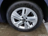 Volkswagen  Golf  Volkswagen VIII 1.0 eTSI 81kW Life DSG 5d (2GPT248) #22