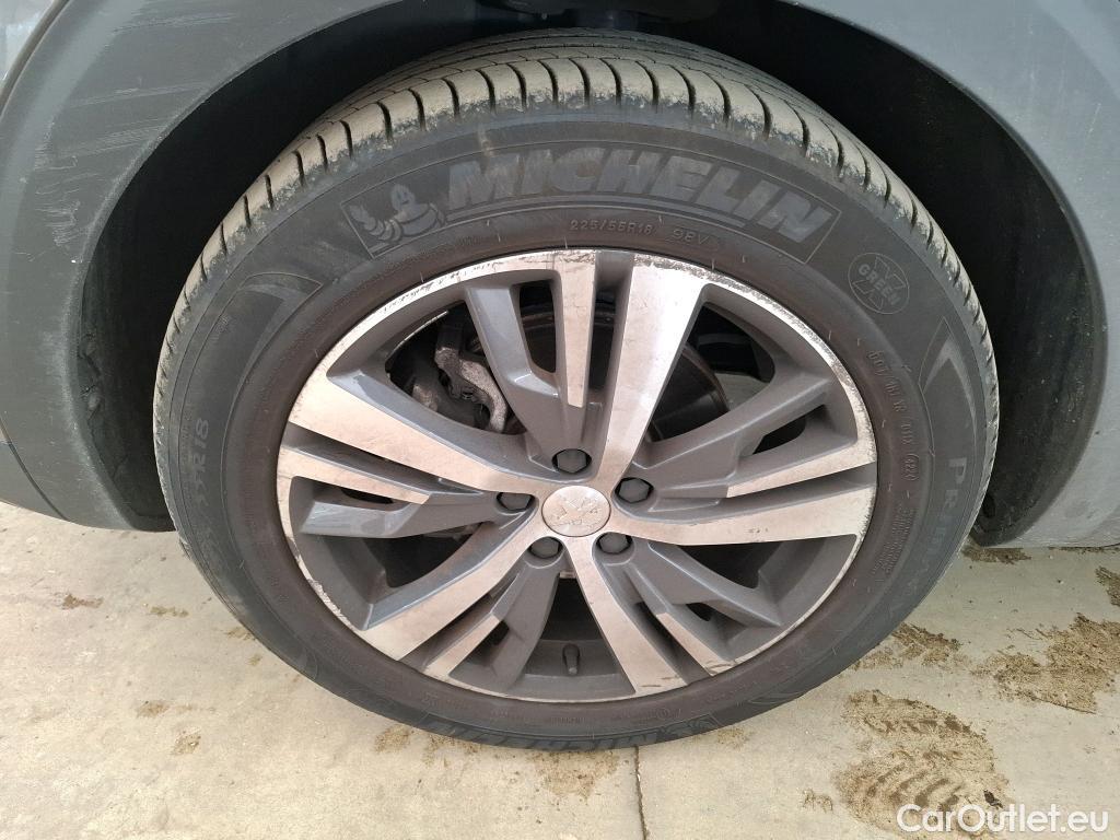  Peugeot  3008  II Allure Pack 1.2 PureTech 130CV BVA8 E6d #16