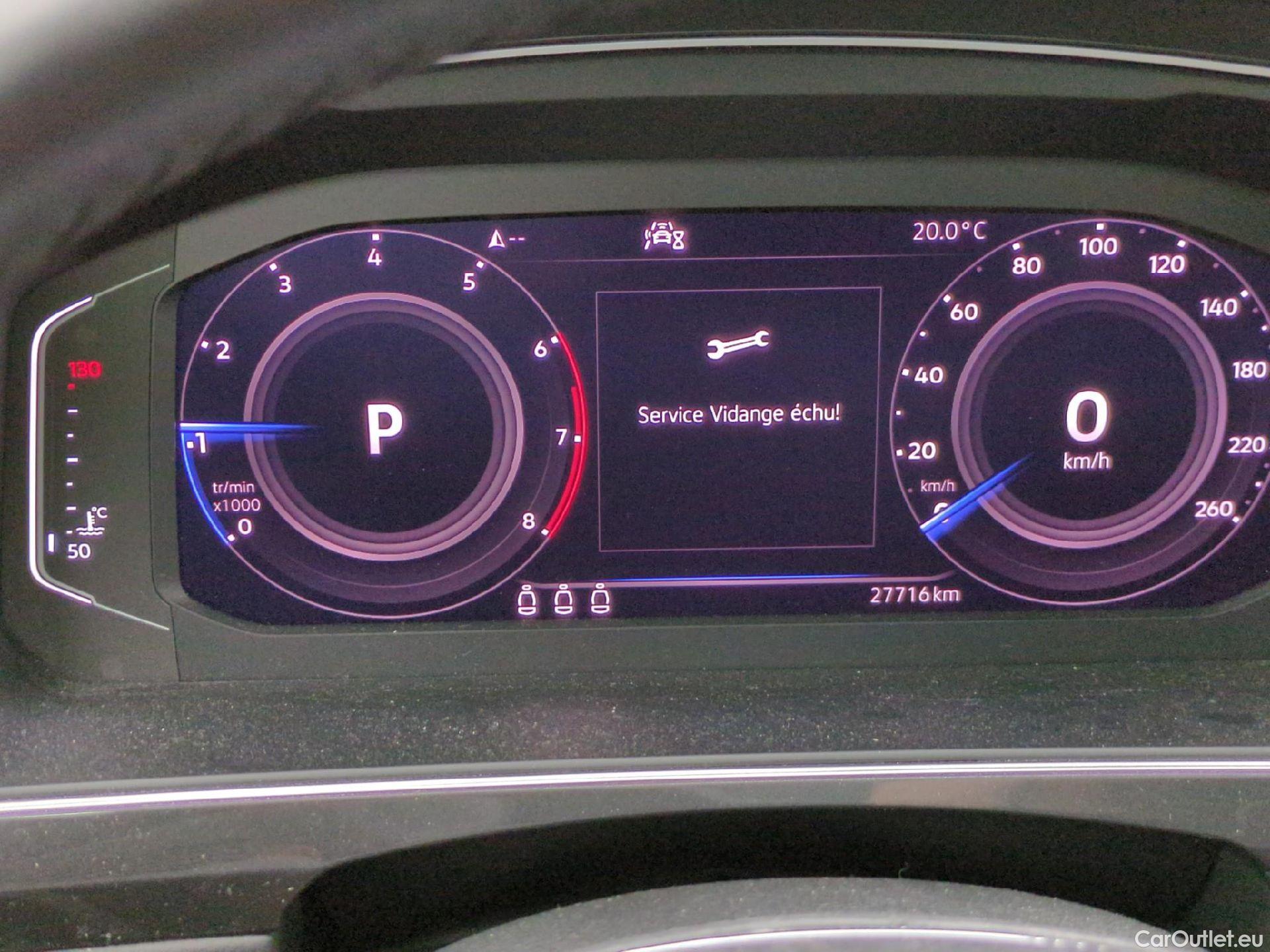  Volkswagen  Tiguan VOLKSWAGEN  / 2016 / 5P / SUV 1.5 TSI 150 EVO DSG7 Carat #30