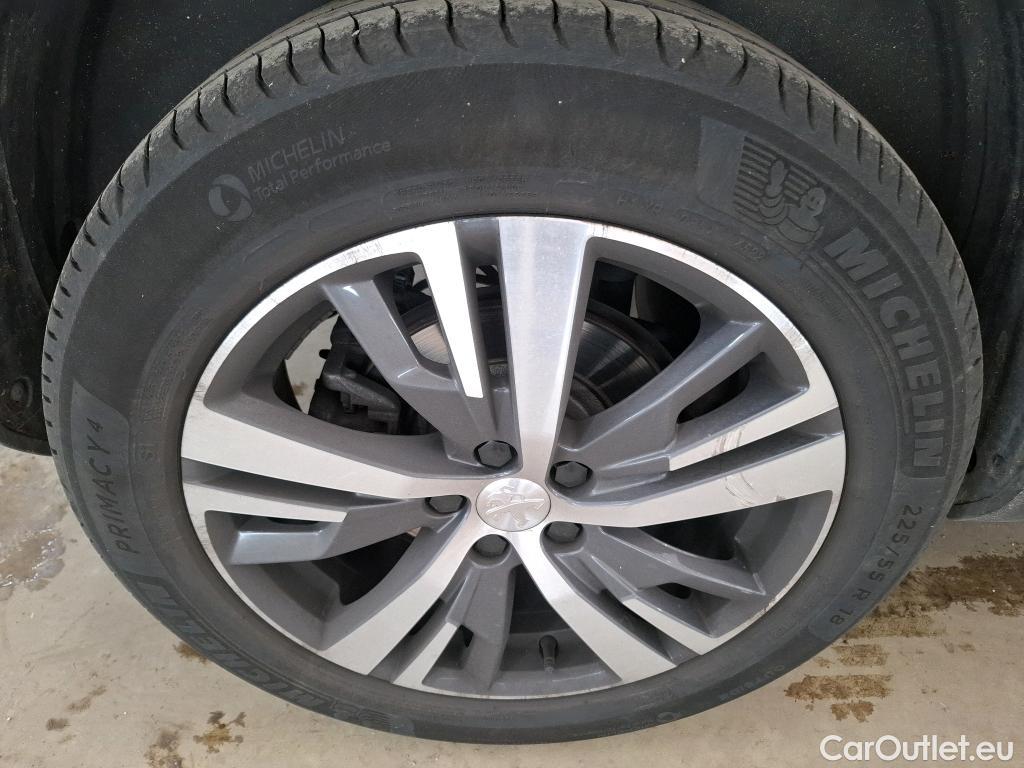  Peugeot  3008  II Allure Pack 1.2 PureTech 130CV BVA8 E6d #42