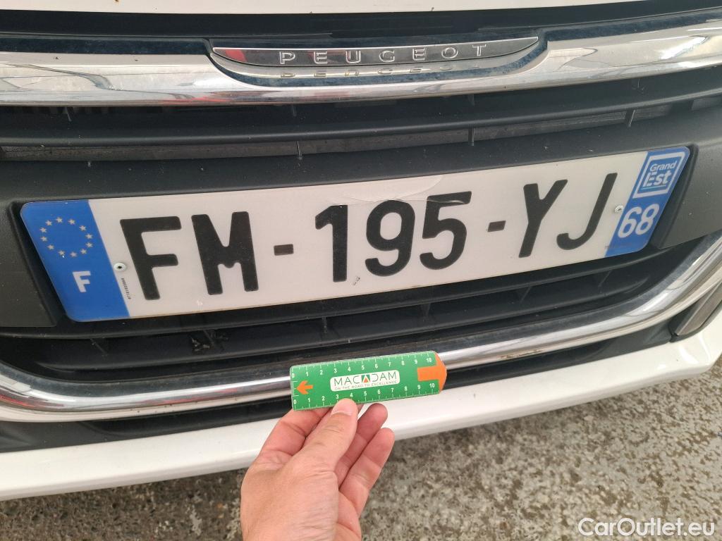  Peugeot  208  Affaire Premium Pack 1.5 HDi 100CV BVM5 E6dT #19