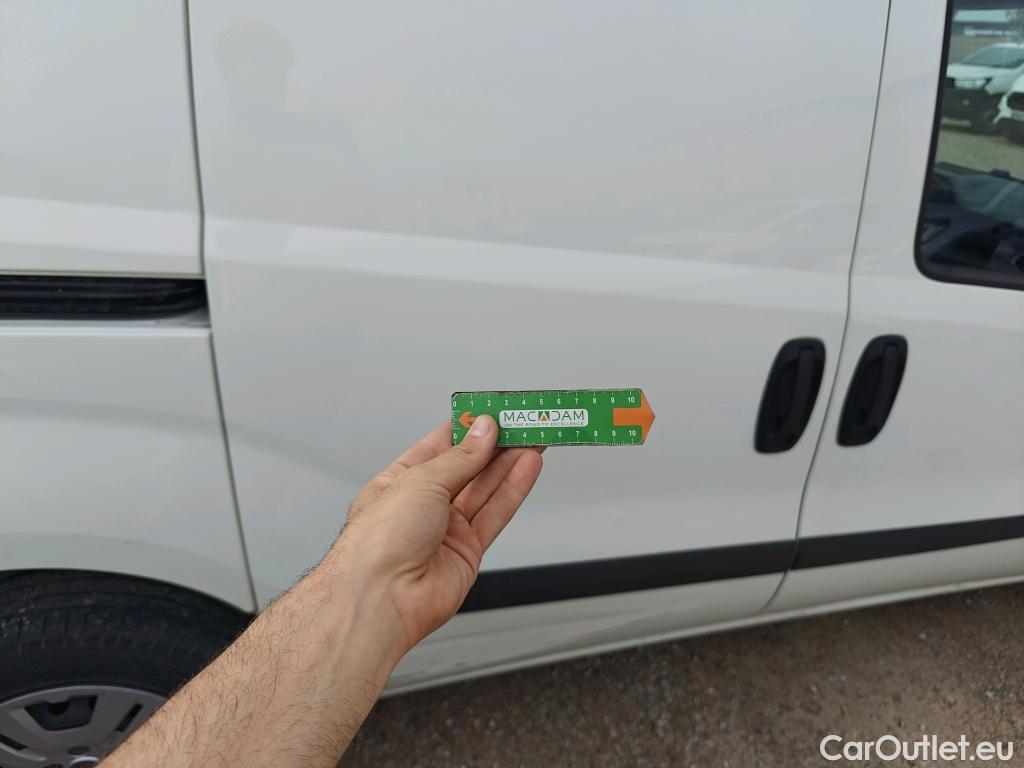  Fiat  Doblo FIAT Doblò Cargo/2015/4P/furgón derivado de turismo Cargo SX 1.6 Mjet 66kW (90CV) #1