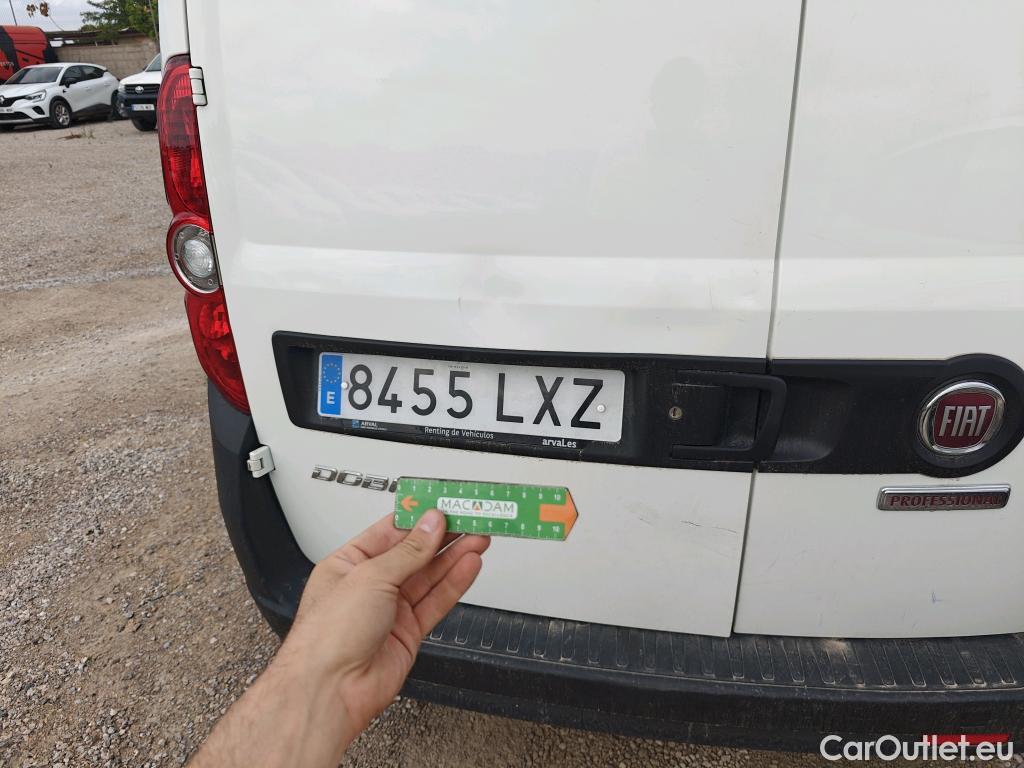  Fiat  Doblo FIAT Doblò Cargo/2015/4P/furgón derivado de turismo Cargo SX 1.6 Mjet 66kW (90CV) #9