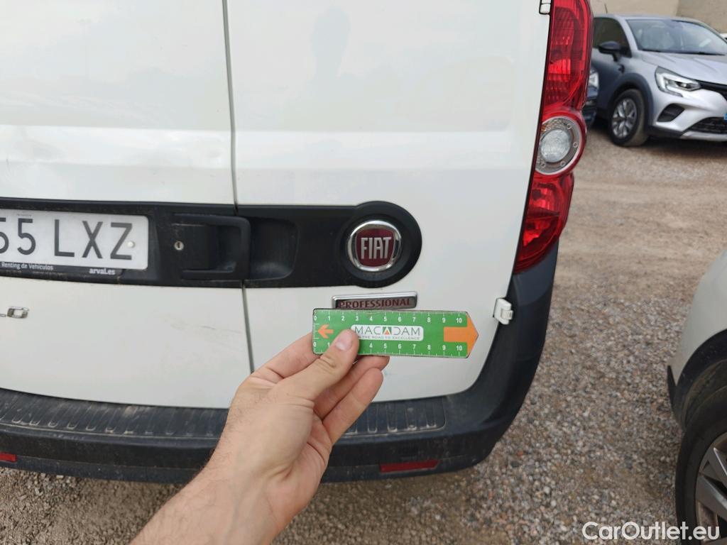  Fiat  Doblo FIAT Doblò Cargo/2015/4P/furgón derivado de turismo Cargo SX 1.6 Mjet 66kW (90CV) #50